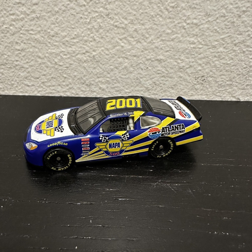 Team Caliber 2001 NAPA 500 Atlanta Motor Speedway Ford Taurus 1:64 Diecast Car